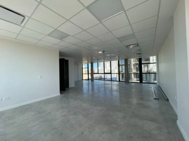 Oficinas en Alquiler — Sarmiento 2872