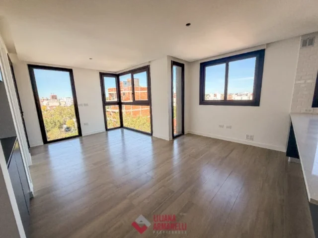 Departamentos, pisos y semipisos en Venta — LA RIOJA 2800