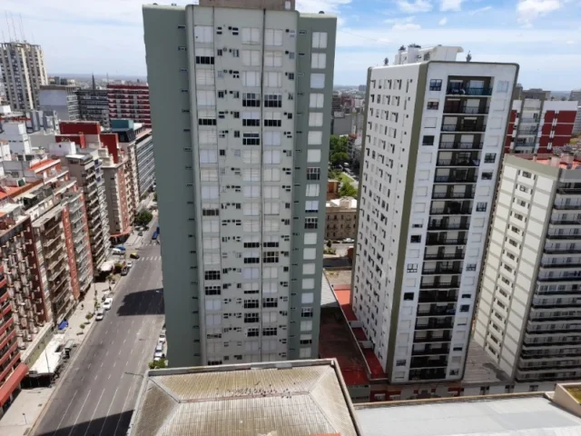 Departamentos, pisos y semipisos en Alquiler Temporario — LURO 2200