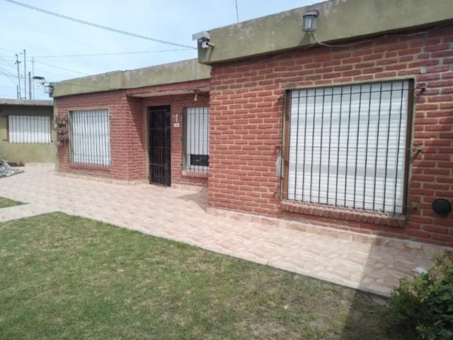 Casas, chalets en Venta — GOÑI 900
