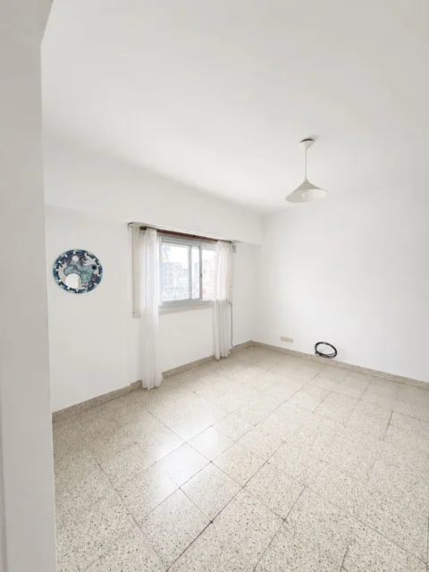 Departamentos, pisos y semipisos en Venta — 25 de Mayo 3025