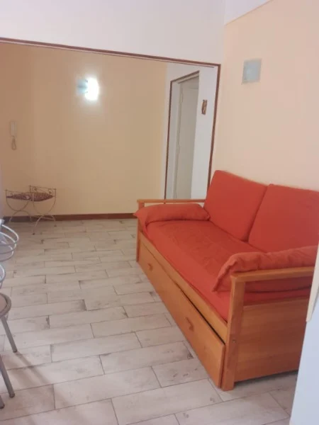 Departamentos, pisos y semipisos en Alquiler Temporario — COLON 2200