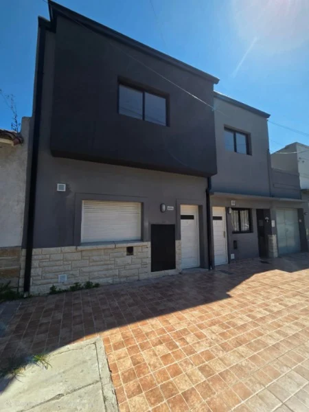 PH en Venta — Falucho 4524