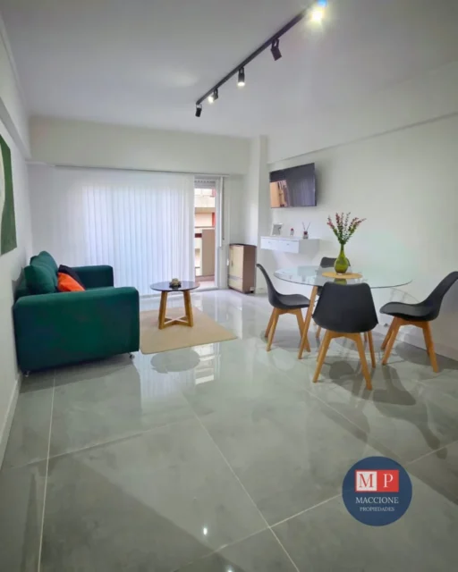 Departamentos, pisos y semipisos en Venta — Entre Rios 2364
