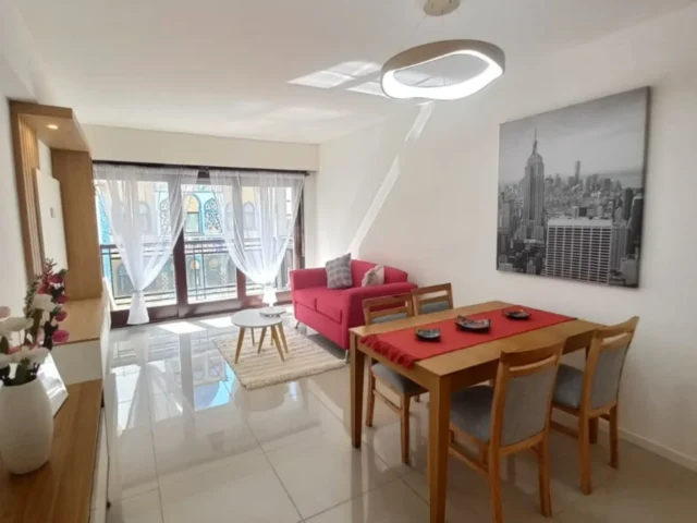 Departamentos, pisos y semipisos en Venta — Bolivar 2580