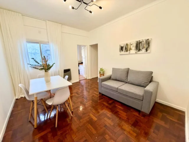 Departamentos, pisos y semipisos en Venta — Las Heras 2259