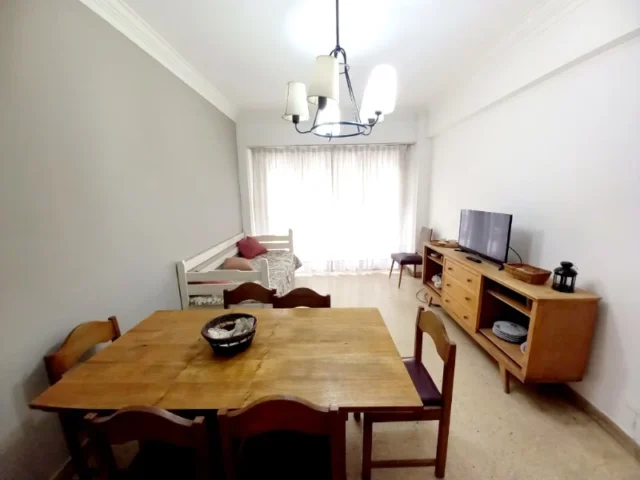 Departamentos, pisos y semipisos en Alquiler Temporario — Av Colon 2200