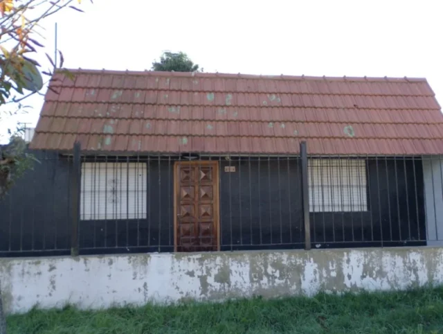 Casas, chalets en Venta — Zacagnini 5781