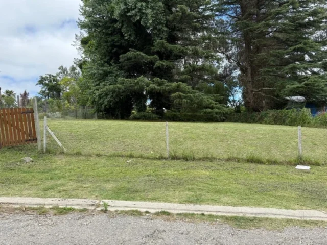 Lotes y terrenos en Venta — Armando