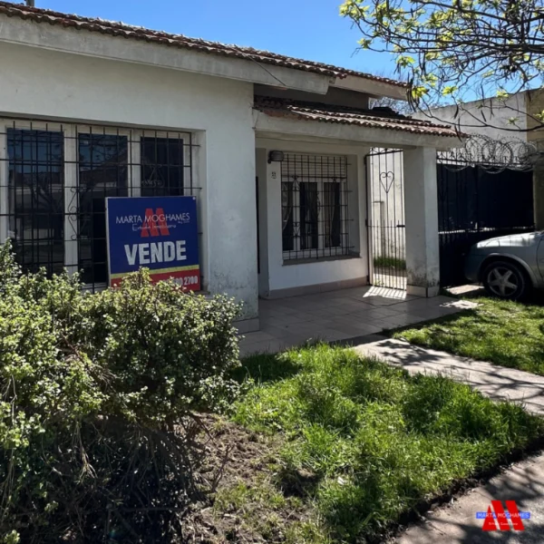 Casas, chalets en Venta — CARBALLO 565