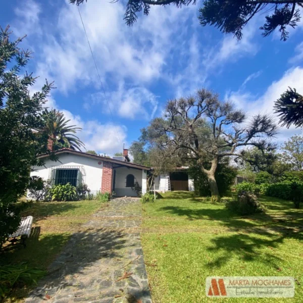 Casas, chalets en Venta — 36V7+C8