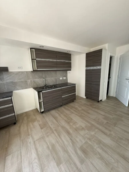 Departamentos, pisos y semipisos en Venta — Strobel 3586