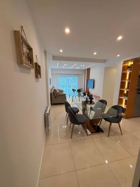 Departamentos, pisos y semipisos en Venta — colon 2541