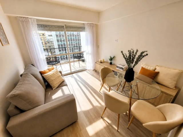 Departamentos, pisos y semipisos en Venta — TUCUMAN 2370