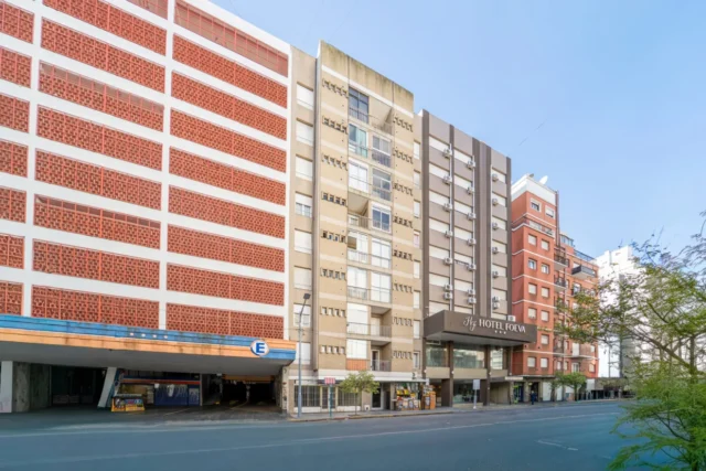 Departamentos, pisos y semipisos en Venta — bolivar 2445