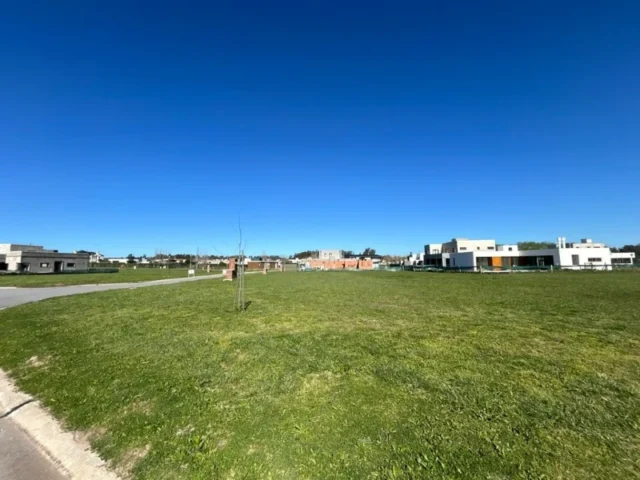 Lotes y terrenos en Venta — Barrio Arenas Chico