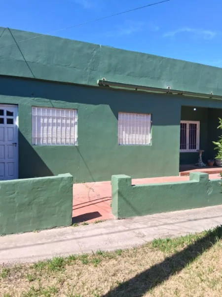 Casas, chalets en Venta — Los Ángeles 200
