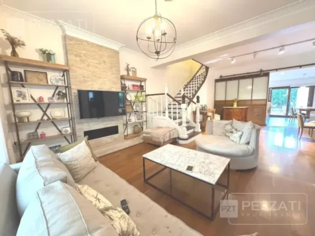 Casas, chalets en Venta — Zona Güemes