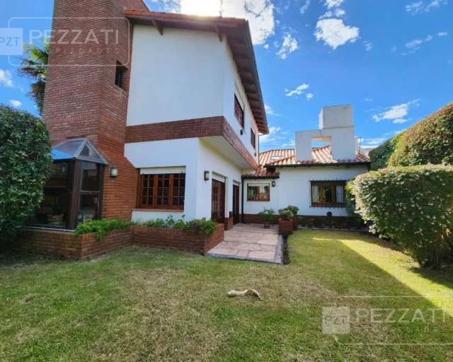 Casas, chalets en Venta — Zona Chauvin (vendida)