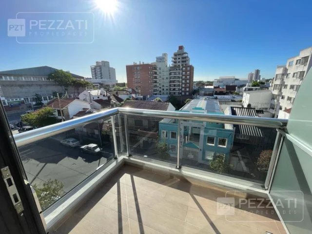 Departamentos, pisos y semipisos en Venta — La Rioja 3500