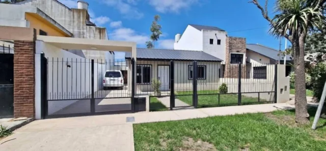 Casas, chalets en Venta — Garcia Lorca 3471