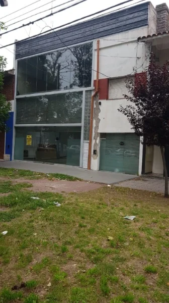 Locales en Venta — AV. LIBERTAD CASI FRANCIA