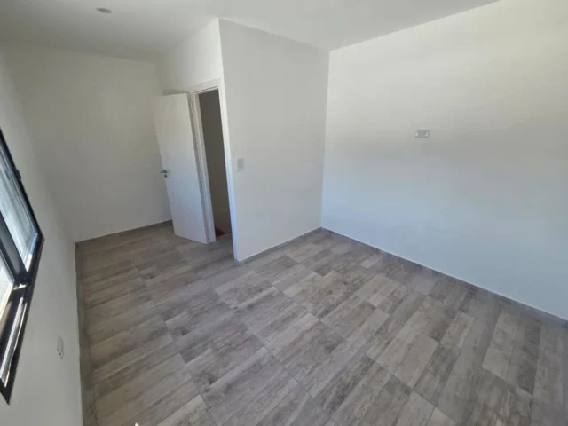 PH en Venta — Falucho 4524