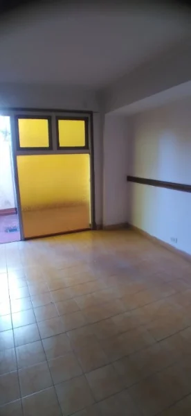 Oficinas en Alquiler — Salta 1600