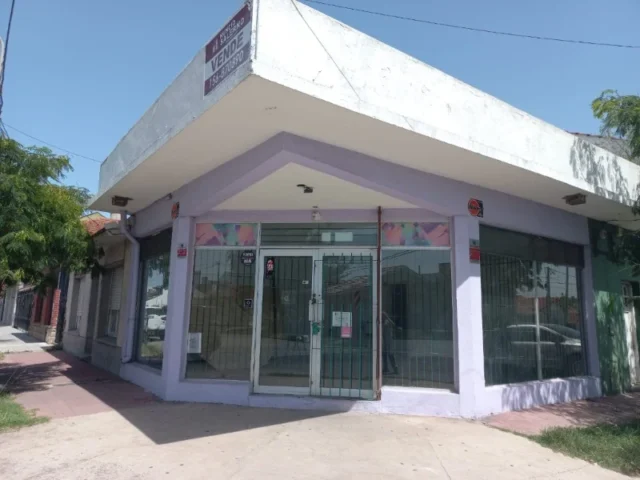 Locales en Alquiler — Rondeau 1200