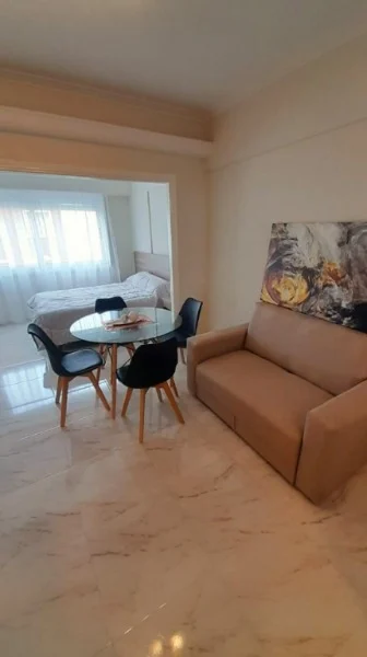 Departamentos, pisos y semipisos en Venta — Belgrano 2463