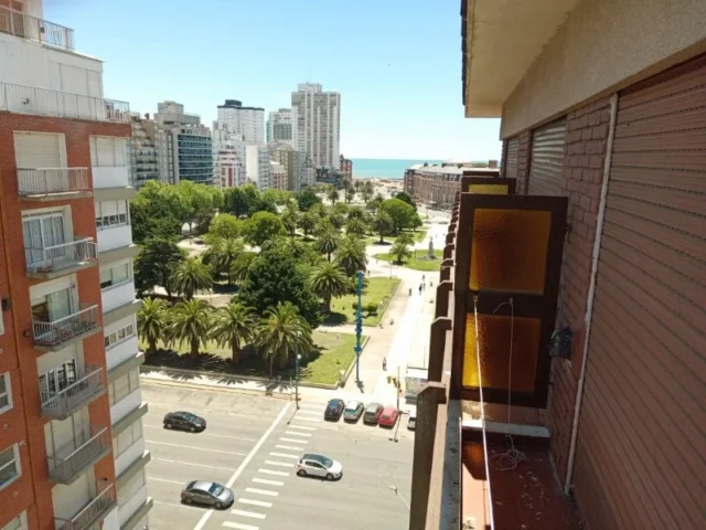 Departamentos, pisos y semipisos en Venta — Tucumán 2220