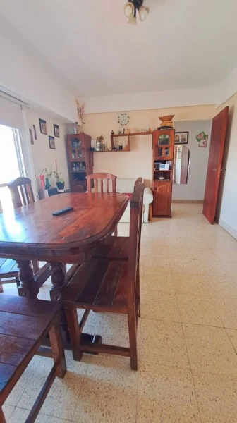 Departamentos, pisos y semipisos en Venta — Bolivar 3259
