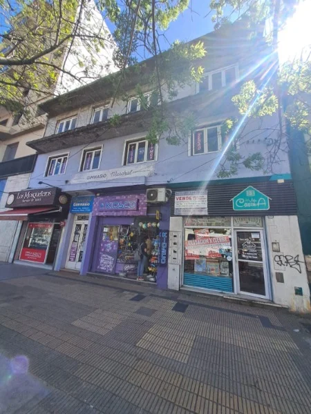 Inmuebles en block en Venta — AV. INDEPENDENCIA 3275