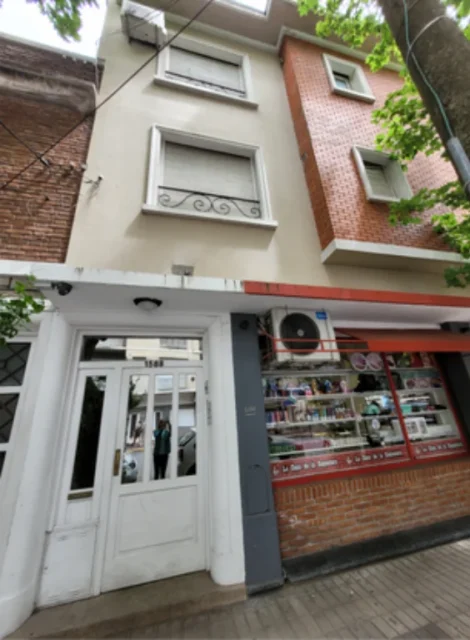 Departamentos, pisos y semipisos en Venta — Rawson 1588