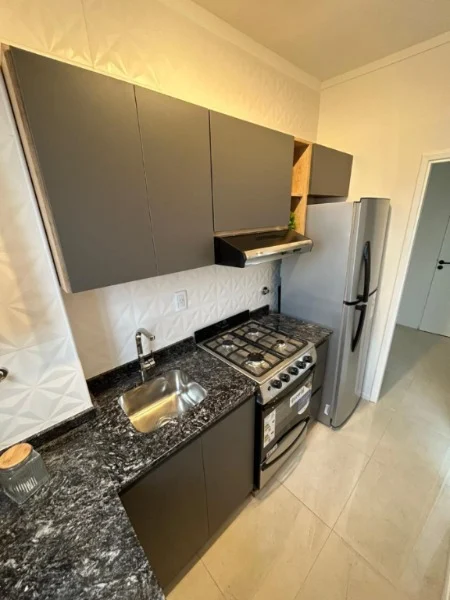 Departamentos, pisos y semipisos en Venta — Entre rios 2300