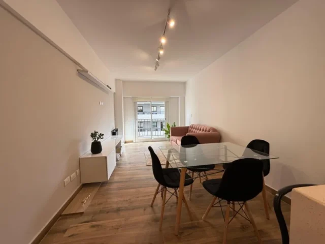 Departamentos, pisos y semipisos en Venta — Las Heras 2550