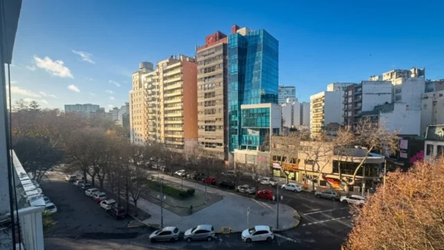 Departamentos, pisos y semipisos en Venta — Diagonal pueyrredon 2965