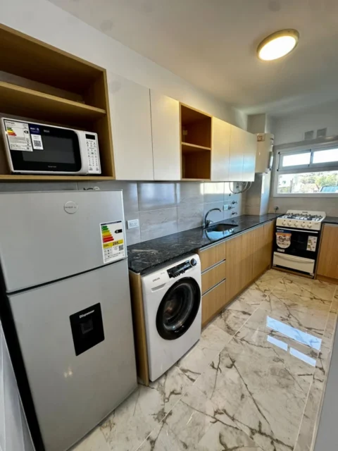 Departamentos, pisos y semipisos en Venta — ALSINA 2500