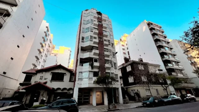 Departamentos, pisos y semipisos en Venta — Santa Fe 2500